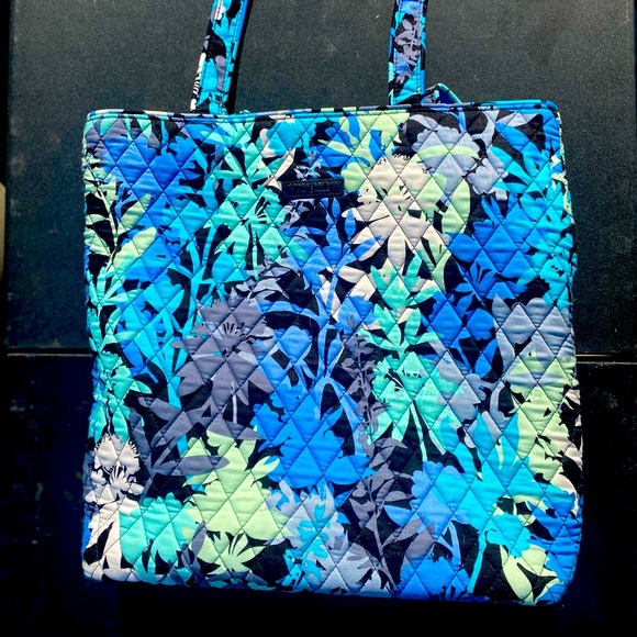 Vera Bradley shoulder bag - Picture 1 of 5